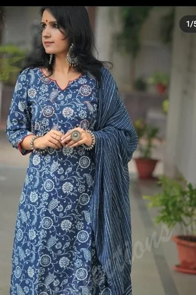 Women Blue Indigo Printed kurta Set With Dupatta