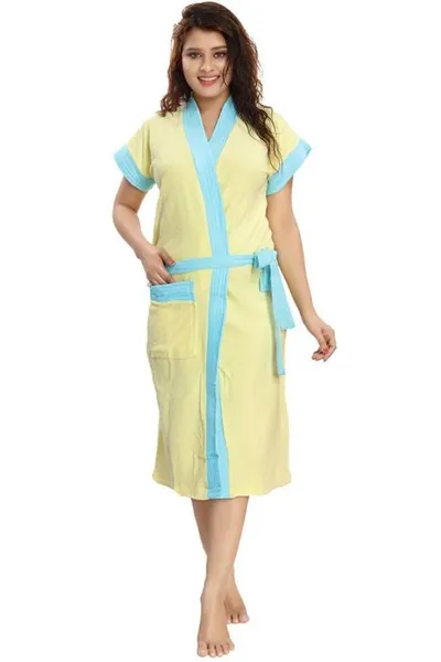 Bath Robe Solid Pattern Size fit upto 44 inches