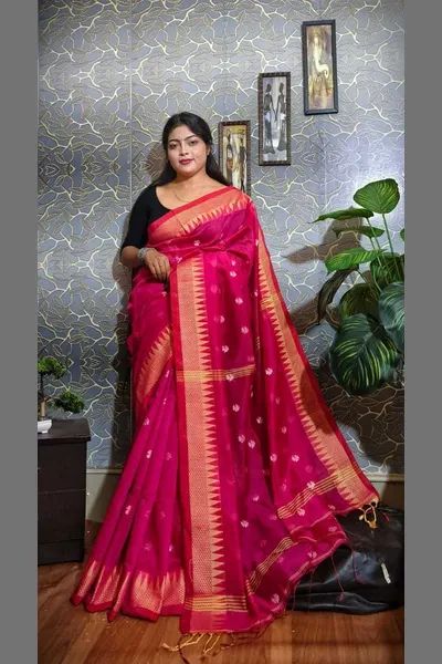 PIYARI Pink Handloom Narayanpet Cotton Blend Saree