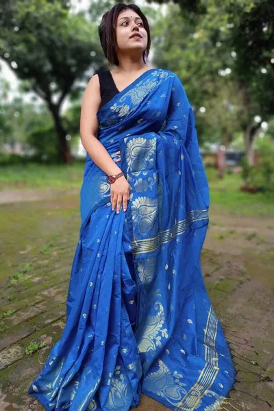 PIYARI Blue Self Design Handloom Cotton Blend Saree