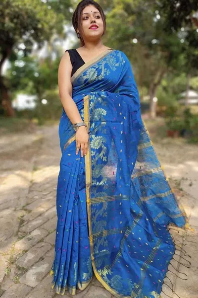 PIYARI Blue Floral Zari Woven Border Cotton Silk Saree