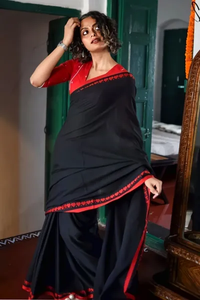 Black Solid Handloom Pure Cotton Saree