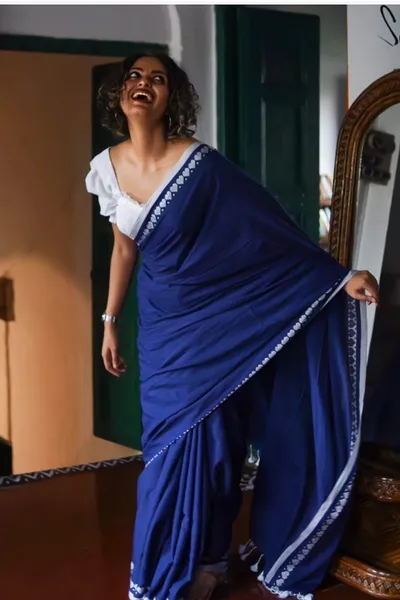 Blue Solid Handloom Pure Cotton Saree