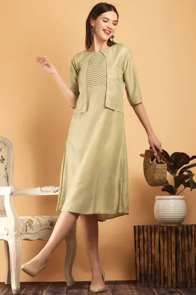 Women's Casual Solid Flared Style Kurti