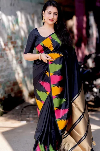 Soft Silk Temple Woven Zari Pattu Saree