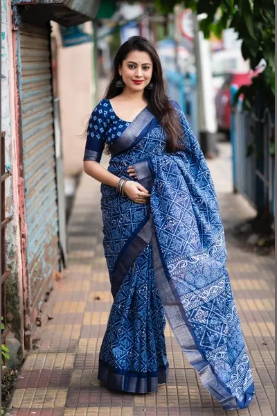 Indigo Batik Print Slub Silk Saree