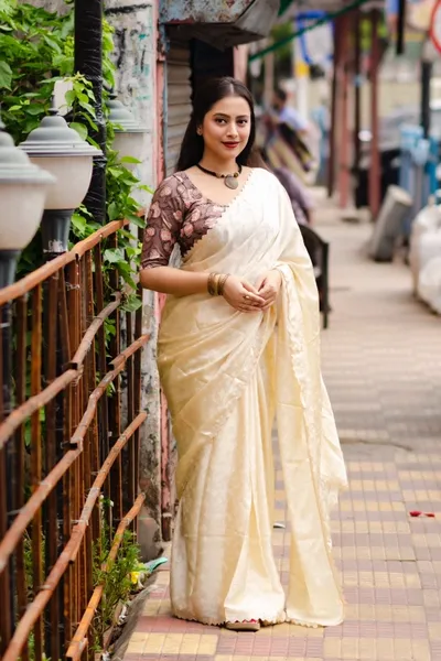 Crepe Silk Cut Work Border Saree