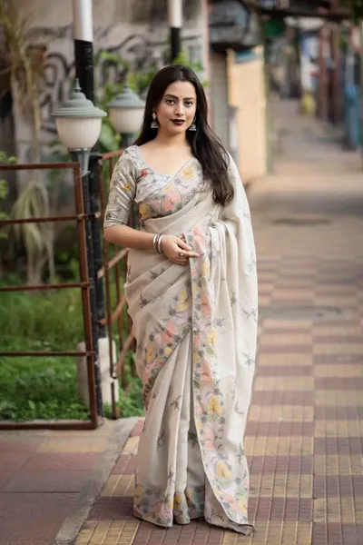 Linen Embrodiary Sarees