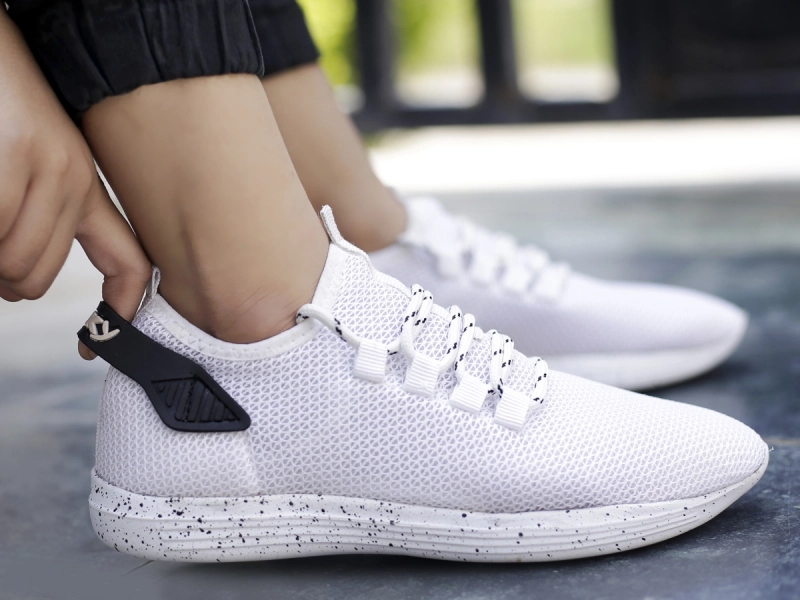 Women's Fashionable Stylish Casual Mesh Material Sports Shoes