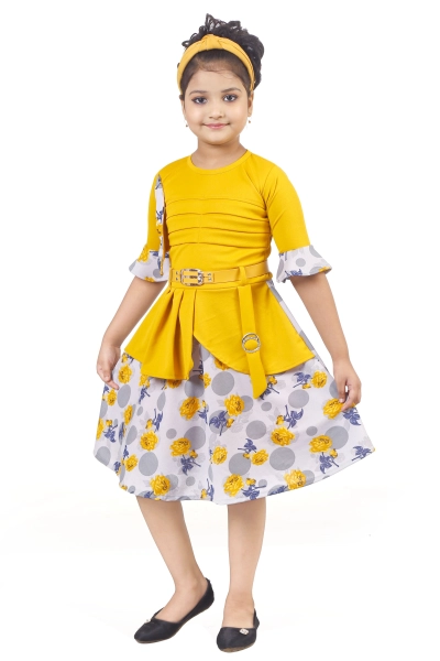 Stylish Design Cotton Fabric Quatar Sleeve  Yellow Color Printed Frock for Kids