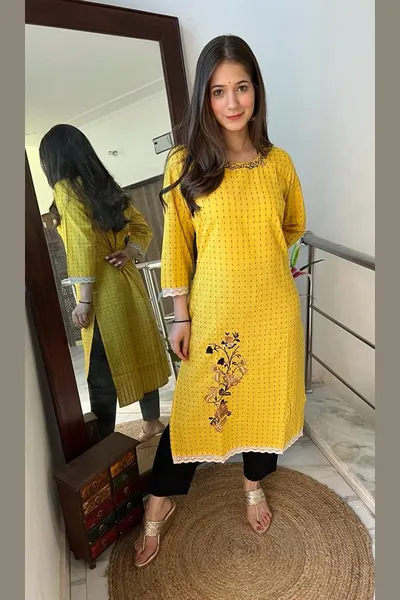 Rayon Yellow Printed kurta Set For Women