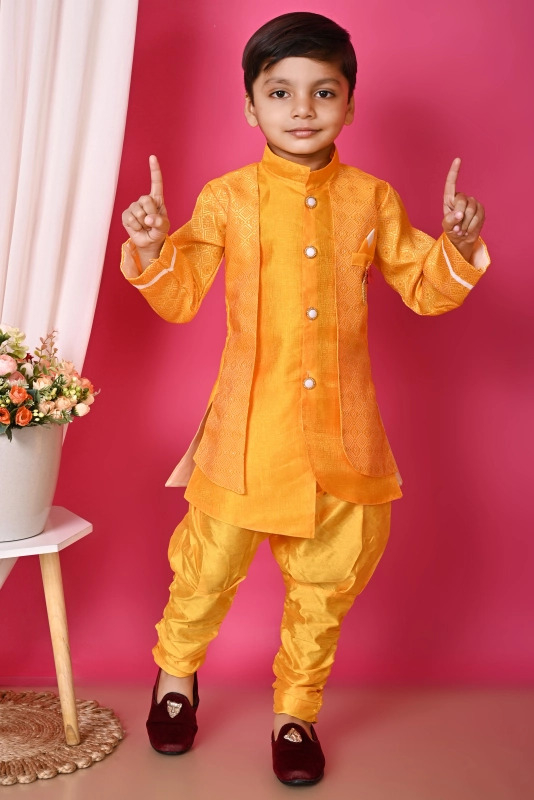 Traditional Beautiful Baby Boys Full Sleeve Kurta Pajama Set