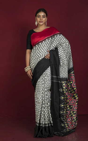 Designer Ganga Jamuna Border Ikkat Pochampally Silk Saree