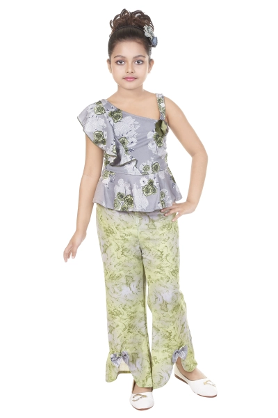 Girls Soft Two-Piece Outfit Set Girls Green Top and Capri