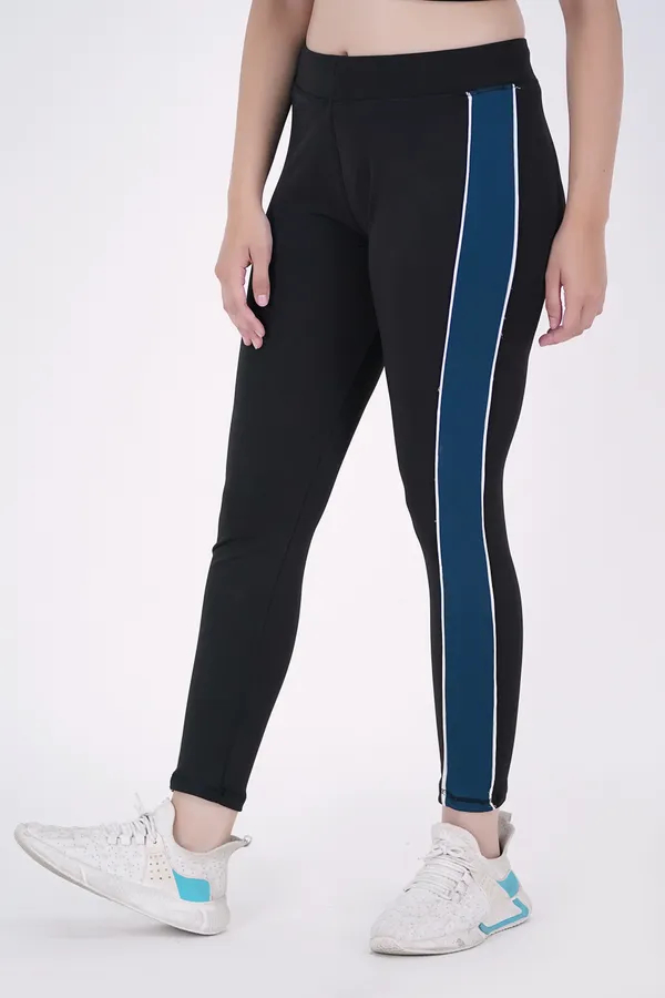 Women's Stretch Fit Black Color Yoga Pants