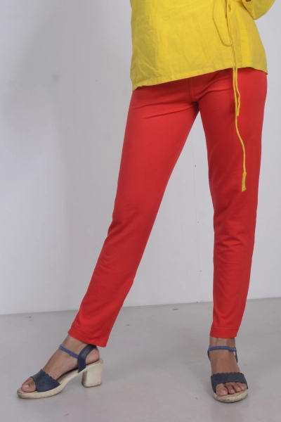 Women Slim Fit Slub Cotton Straight Pant