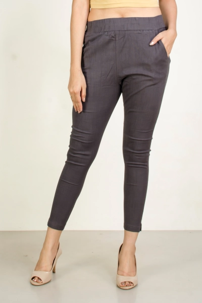 Women Slim Fit Slub Cotton Straight Pant